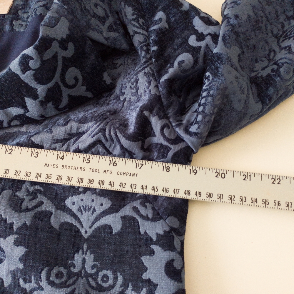 Chicos Blue Chenille Jacquard Tapestry Topper Jacket Size 4/6P - Picture 7 of 9
